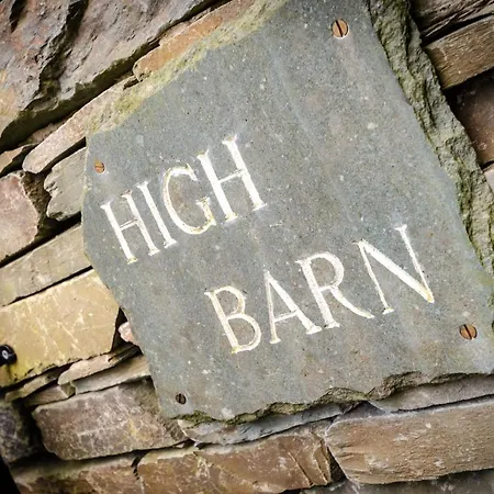 High Barn, بيت للعطل